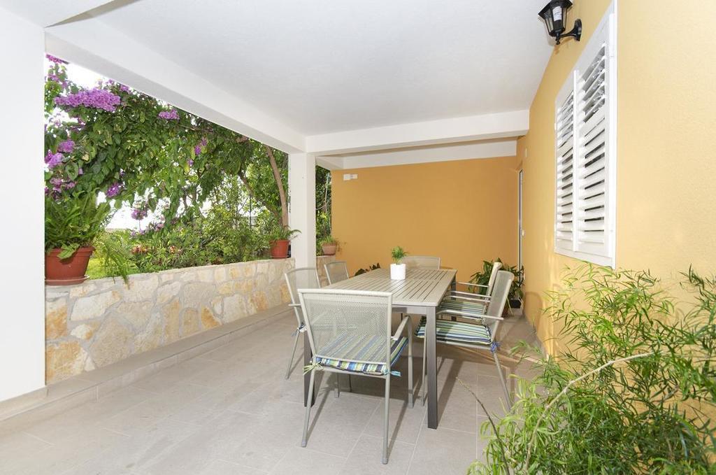 Apartments Ivan Makarska Rom bilde