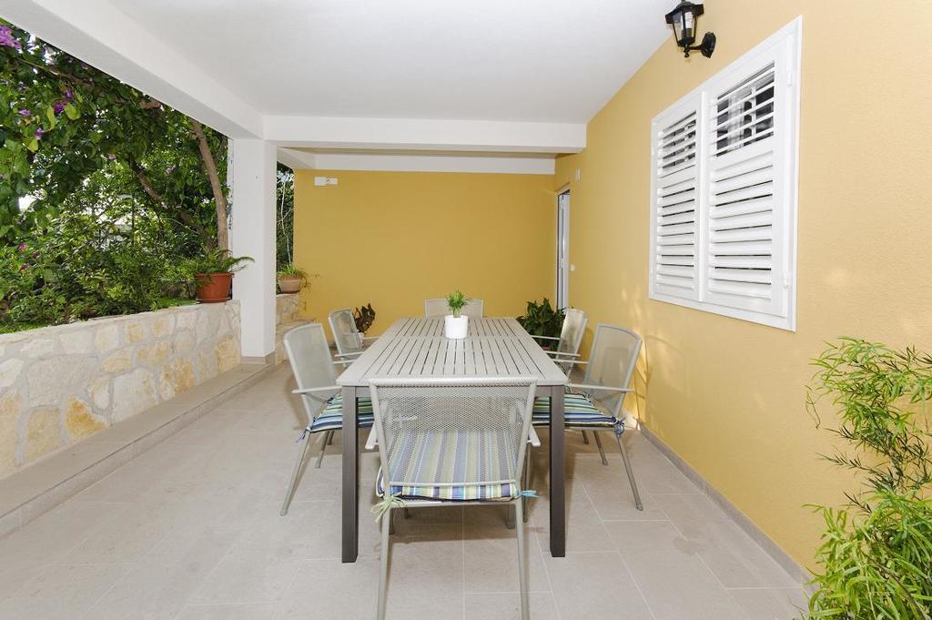 Apartments Ivan Makarska Rom bilde